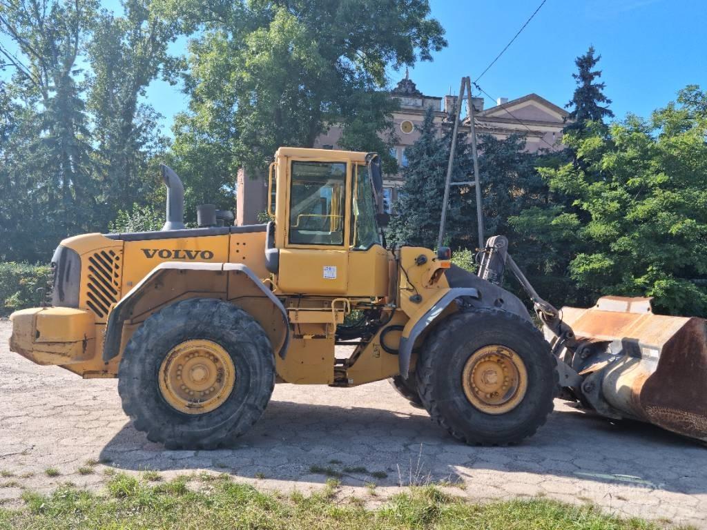 Volvo L 120 E Naudoti ratiniai krautuvai