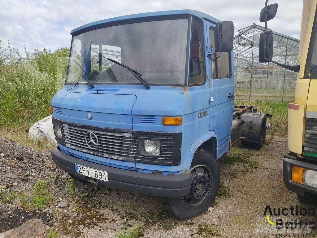 Mercedes-Benz 608 Važiuoklė su kabina