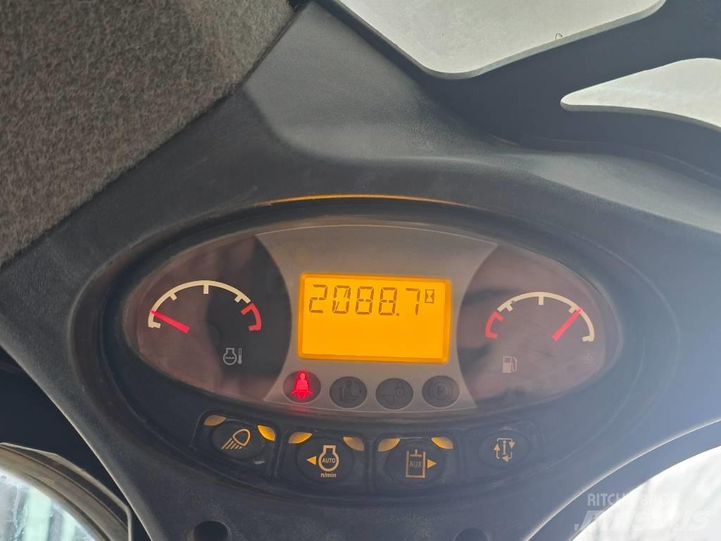 Bobcat T595 Krautuvai su šoniniu pasukimu
