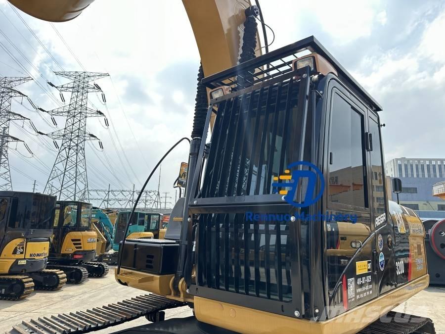 CAT 320 D Vikšriniai ekskavatoriai
