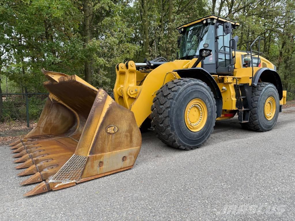 CAT 980 M Naudoti ratiniai krautuvai