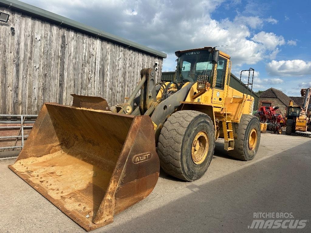 Volvo L 150 E Naudoti ratiniai krautuvai