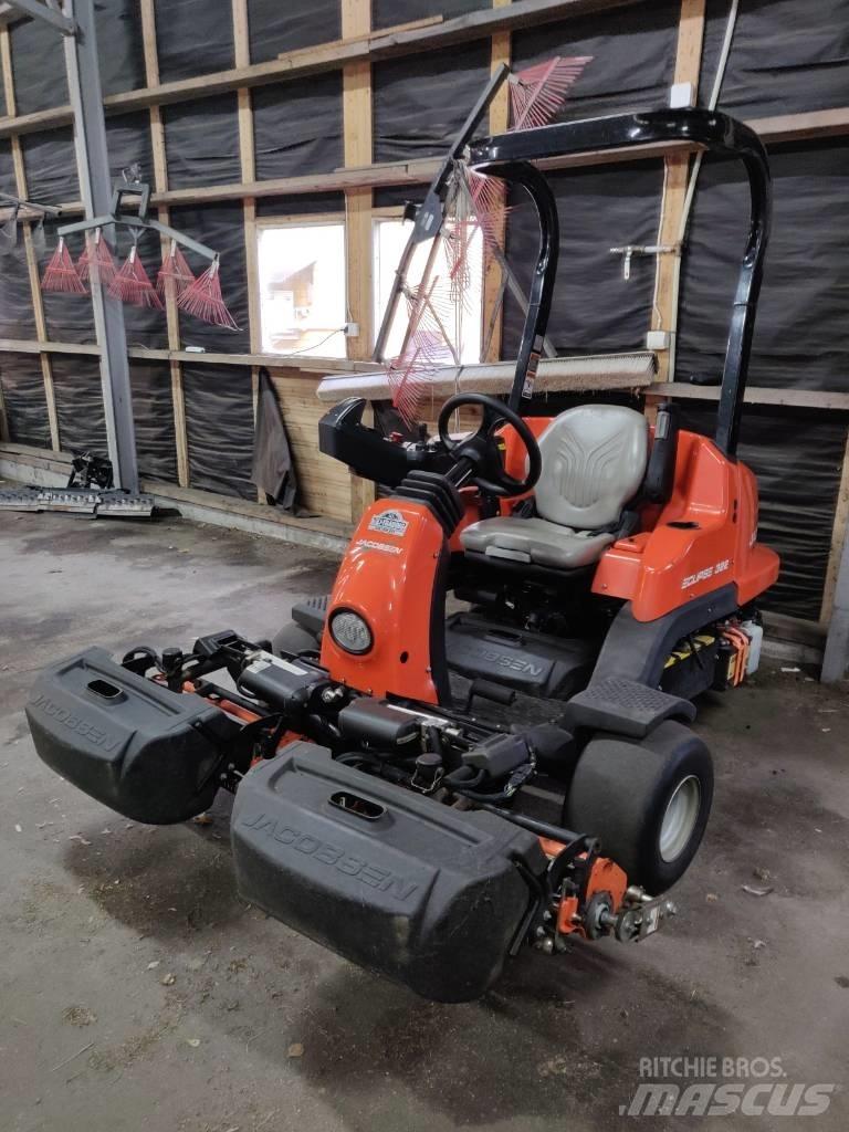 Jacobsen Eclipse 322 Golfo laukų šienapjovės