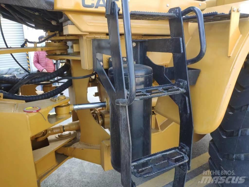 CAT 966 H Naudoti ratiniai krautuvai