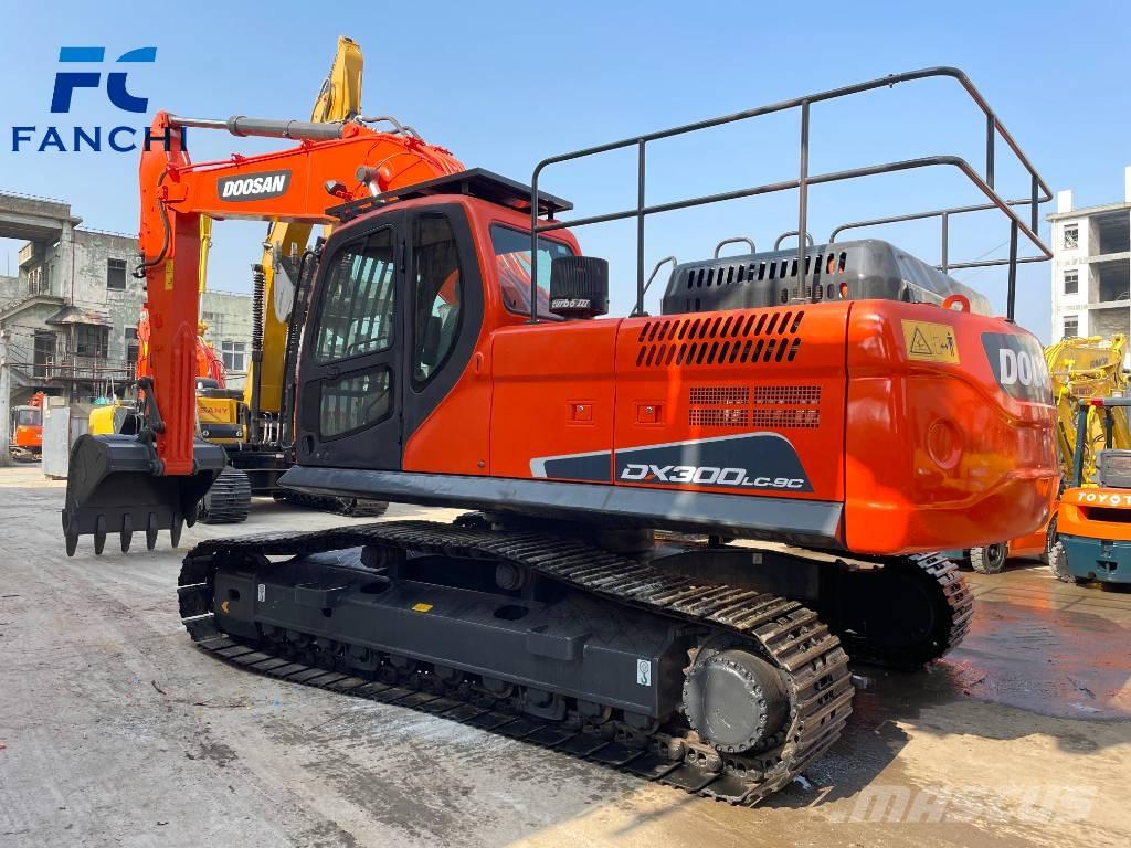 Doosan DX 300LC-9C Vikšriniai ekskavatoriai