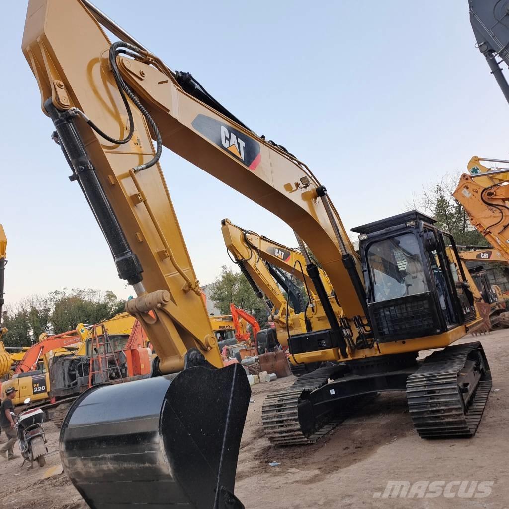 CAT 320 D2L Vikšriniai ekskavatoriai