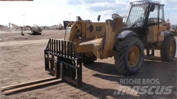 CAT TH560B Teleskopiniai krautuvai