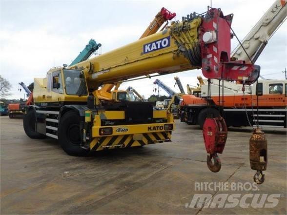Kato KR65H Neapdoroto reljefo kranai