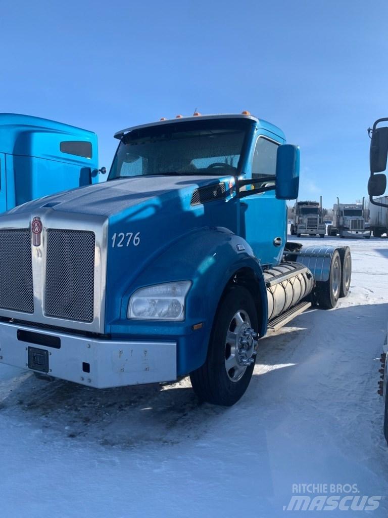 Kenworth T-880 Naudoti vilkikai
