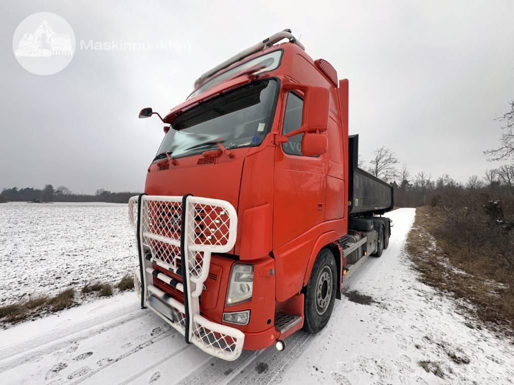 Volvo FH 550 Sunkvežimiai su keliamuoju kabliu