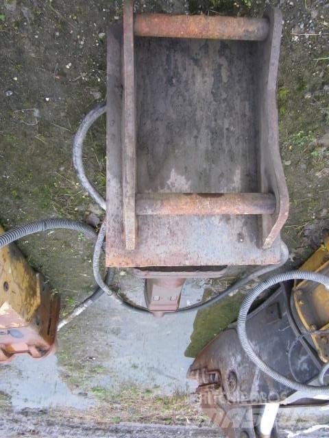 Atlas Copco SB 702 Hidrauliniai kūjai / Trupintuvai