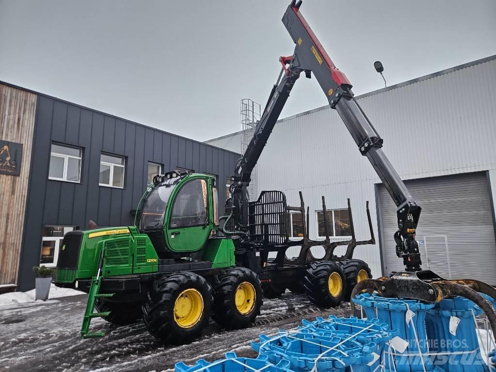 John Deere 1210 E Naudoti miškovežiai (Forvarderiai)