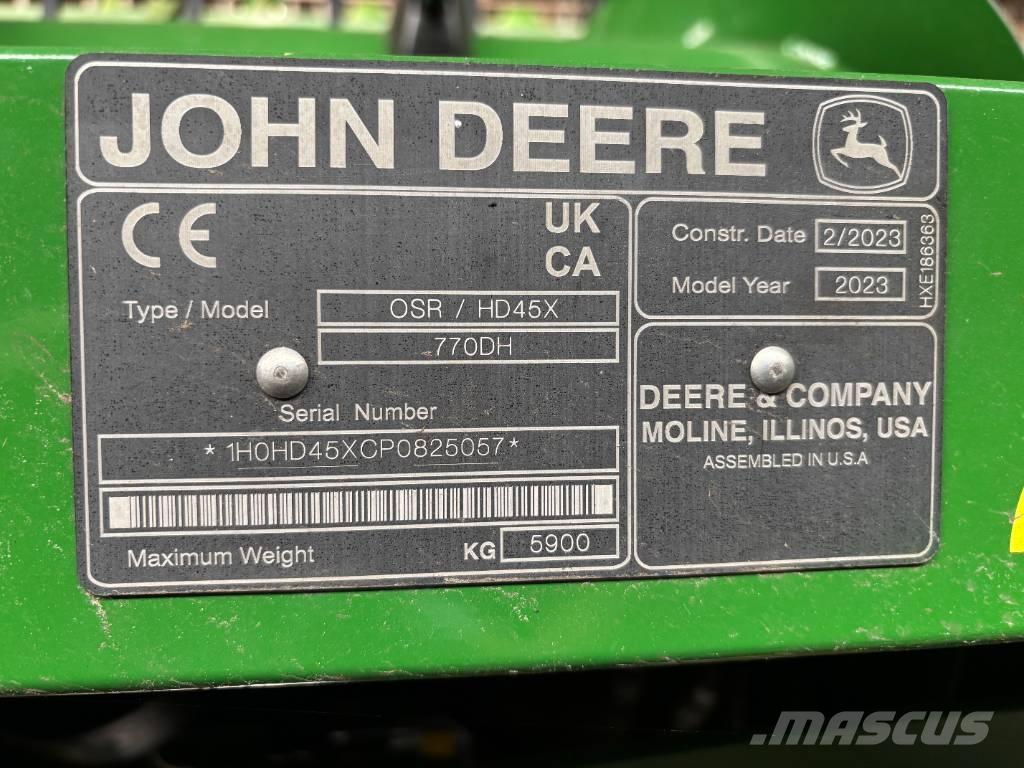 John Deere X9 1000 Derliaus nuėmimo kombainai