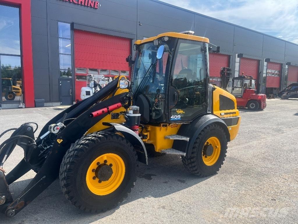 JCB 409 / Myyty, Sold Naudoti ratiniai krautuvai