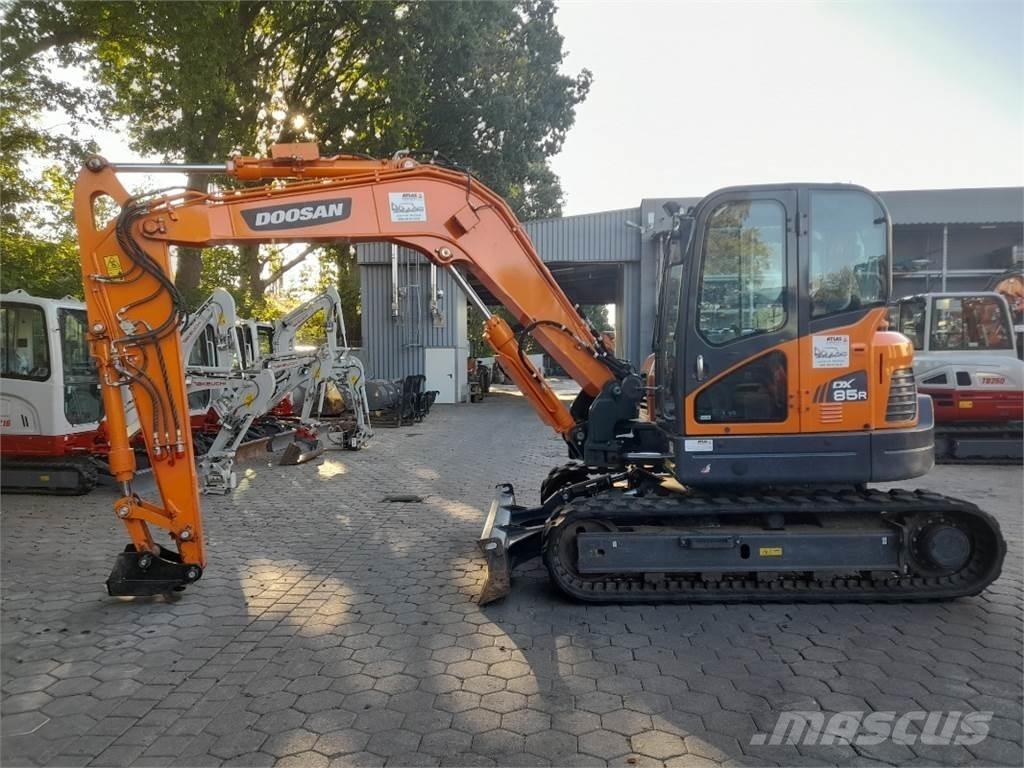 Doosan DX85R-3 Vidutinės galios ekskavatoriai 7-12 t