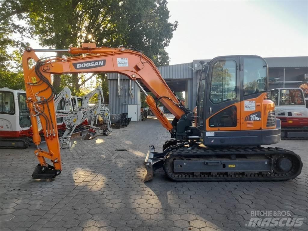 Doosan DX85R-3 Vidutinės galios ekskavatoriai 7-12 t