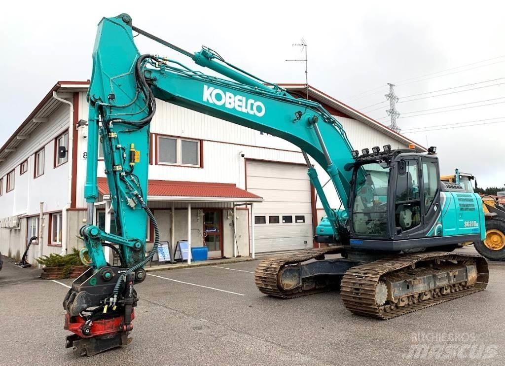 Kobelco SK210LC-10 Vikšriniai ekskavatoriai