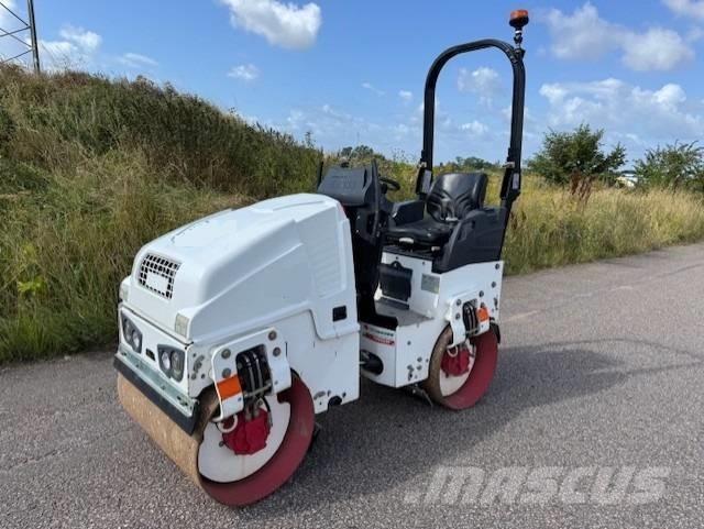 Bomag BW90 AD-5, Vält Porinių būgnų volai