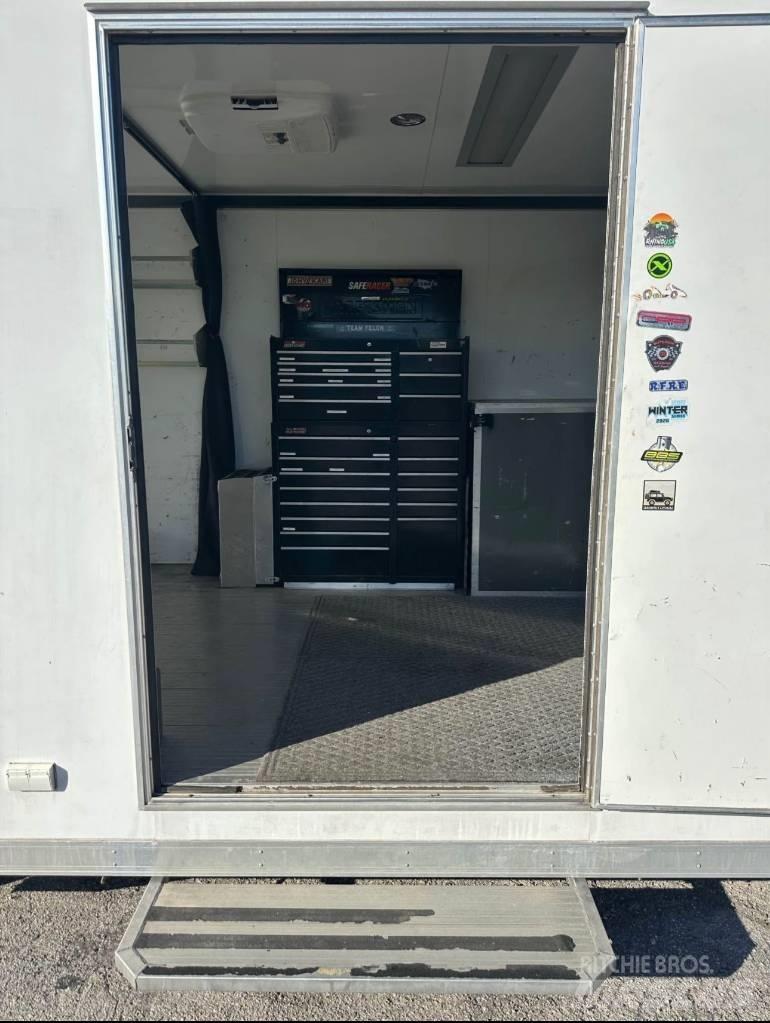  InTech Car Hauler Autovežių puspriekabės