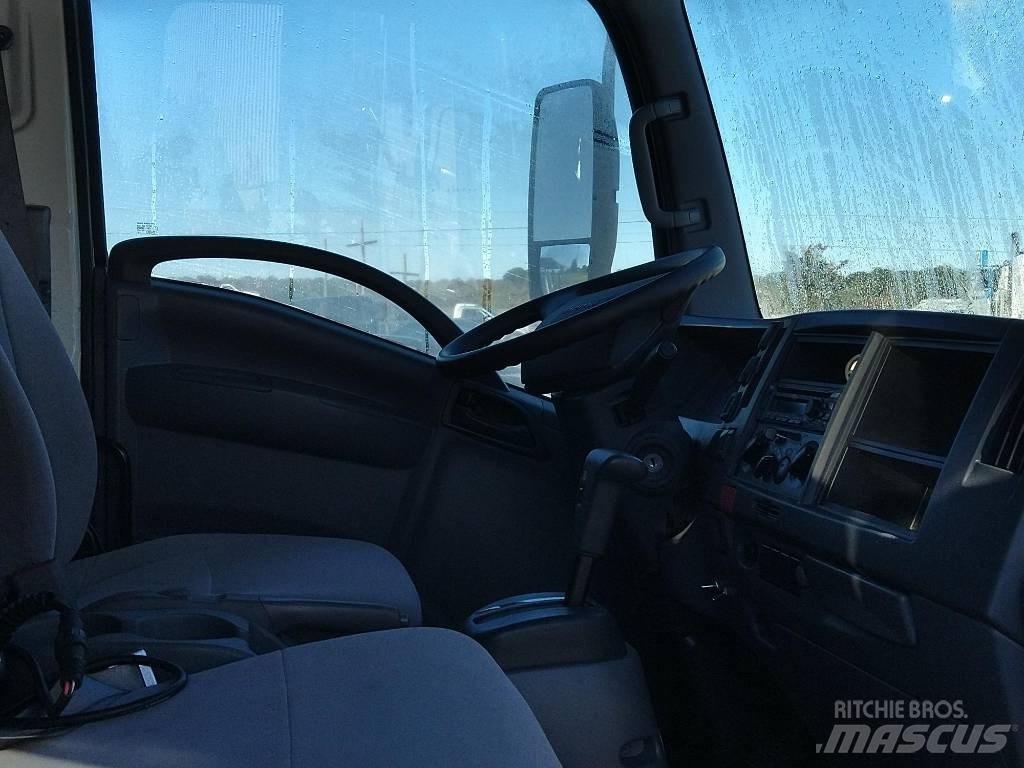 Isuzu NRR Savivarčių priekabų vilkikai