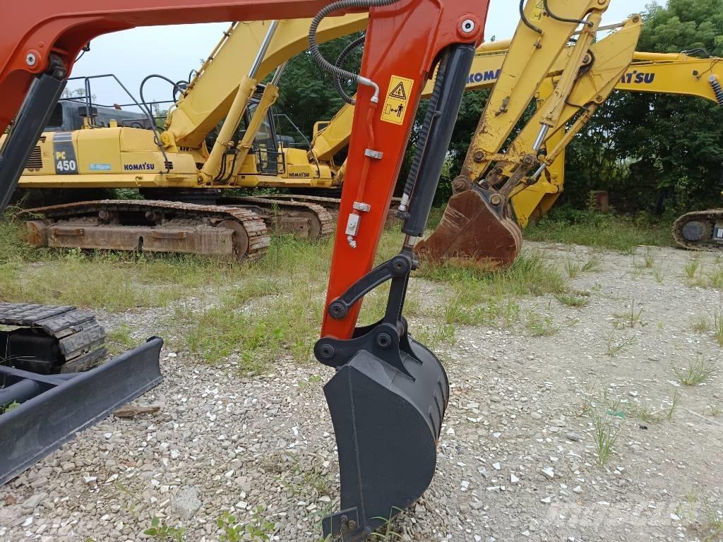Kubota KX 155 Vikšriniai ekskavatoriai
