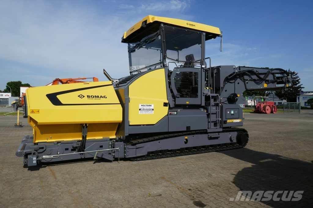 Bomag BMF 2500 M Pakrovimo įrenginiai