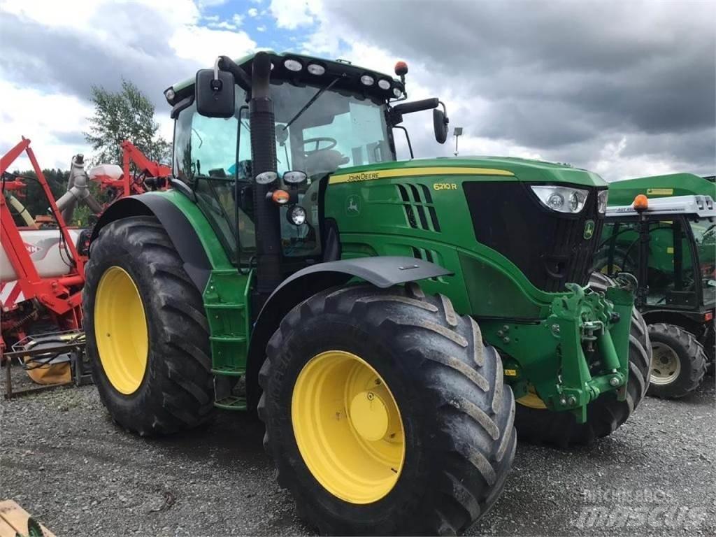 John Deere 6210R Traktoriai