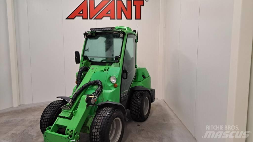 Avant 750 Krautuvai su šoniniu pasukimu