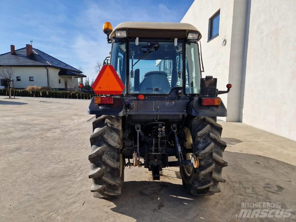 TYM T431 P569 Traktoriai