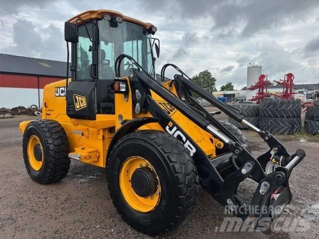 JCB 416 HT Naudoti ratiniai krautuvai