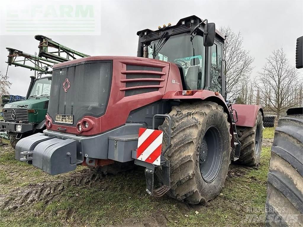 Kirovets k-743 Traktoriai