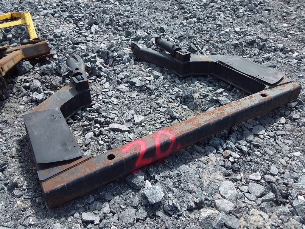 Komatsu 895 Kiti priedai