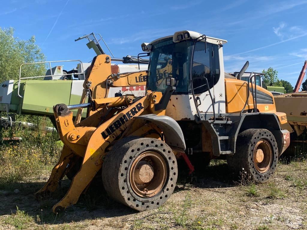 Liebherr L 538 Naudoti ratiniai krautuvai