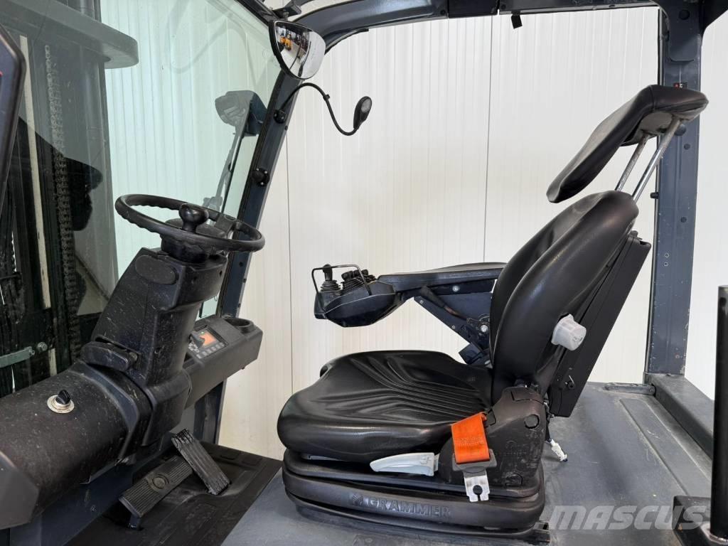 Toyota 8FBMKT30 Elektriniai šakiniai krautuvai