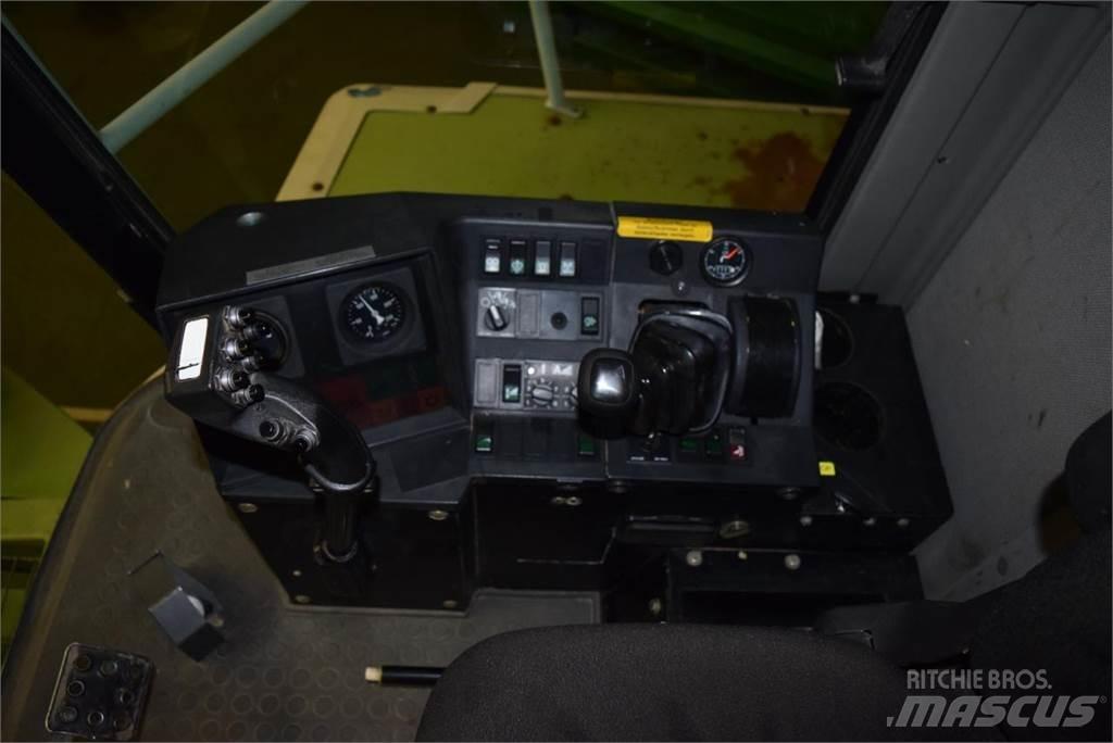 CLAAS Jaguar 820 Pašarų ruošimo technika