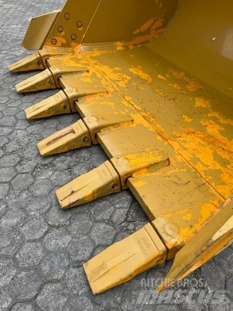CAT 374 lre Bucket Kaušai