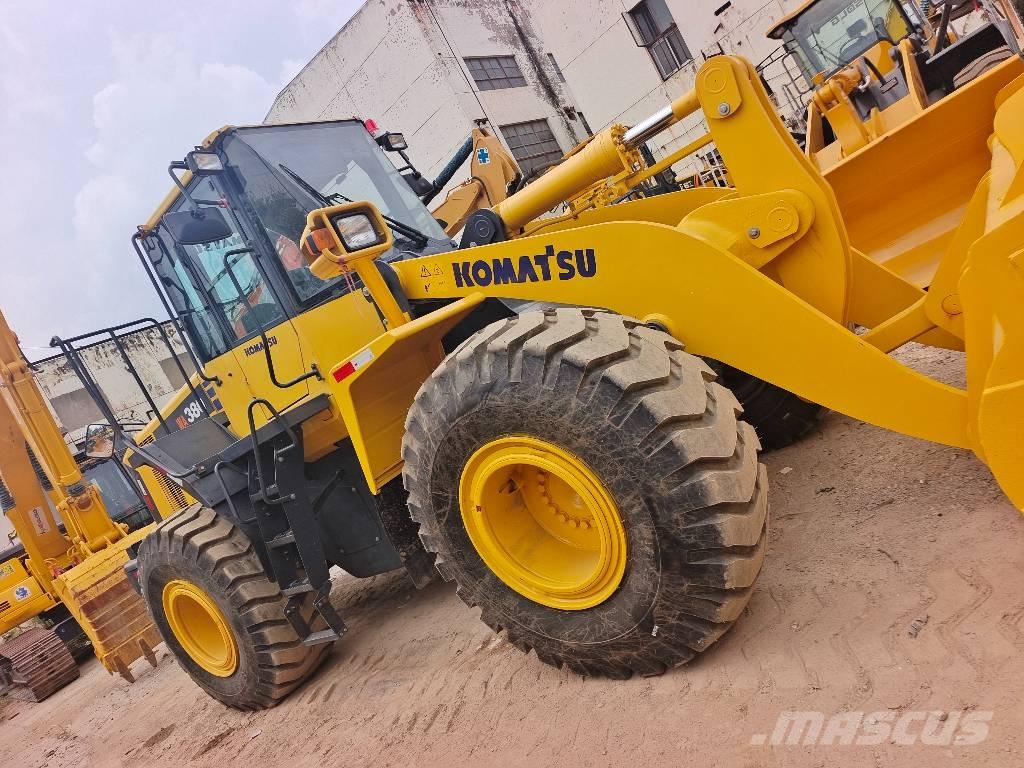 Komatsu WA 380 Ratiniai ekskavatoriai