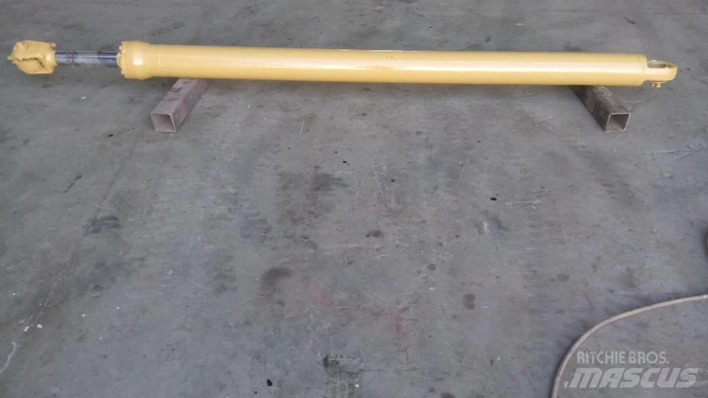 Volvo A 35 Hidraulikos įrenginiai