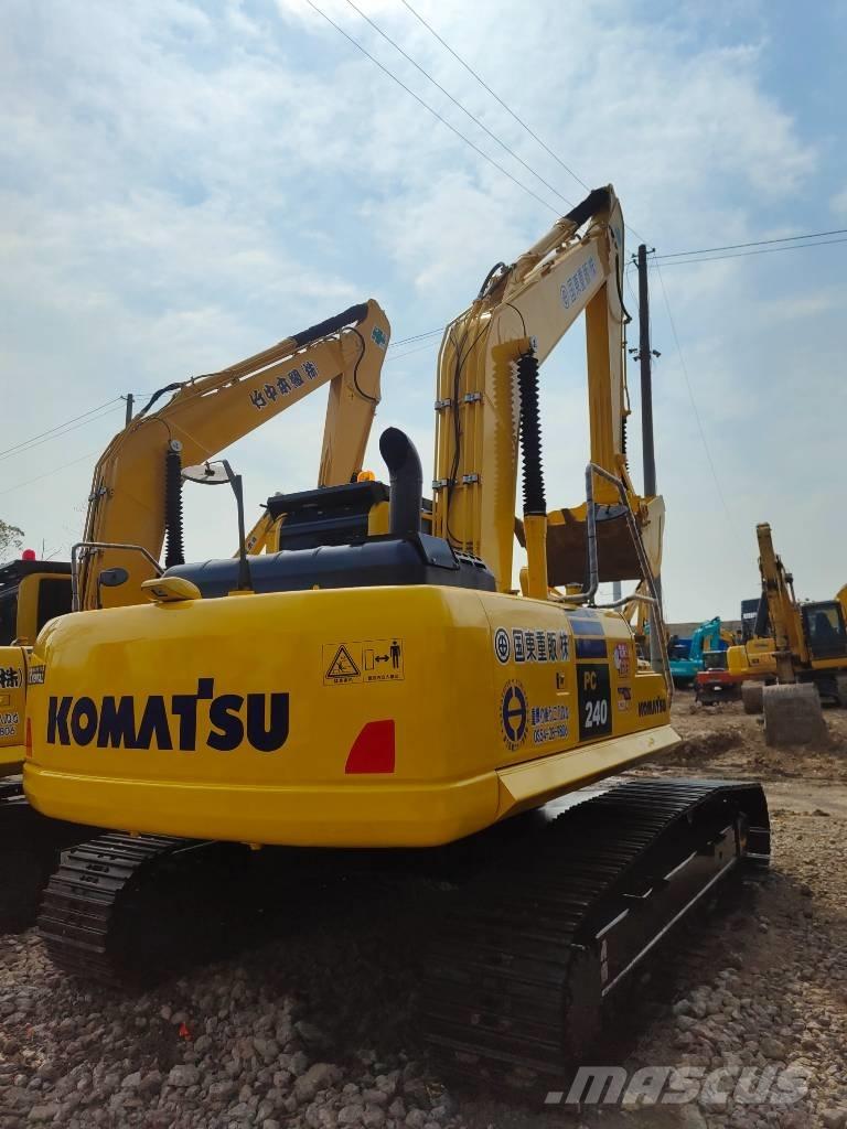 Komatsu PC 240 LC Vikšriniai ekskavatoriai