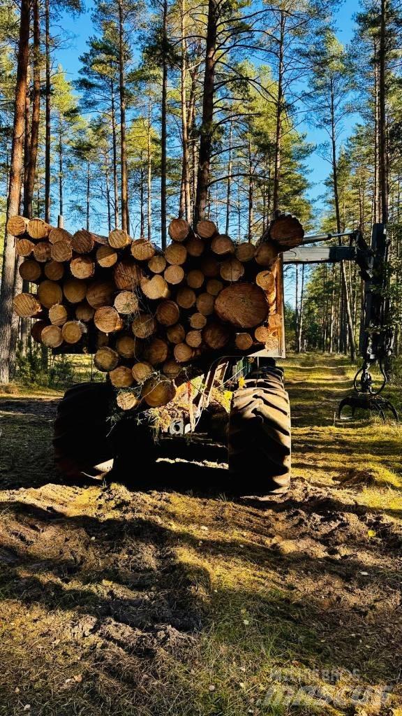 John Deere 1010G Naudoti miškovežiai (Forvarderiai)