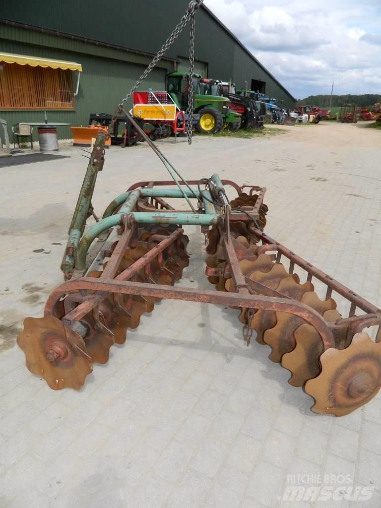 Kverneland 300 Diskinės akėčios