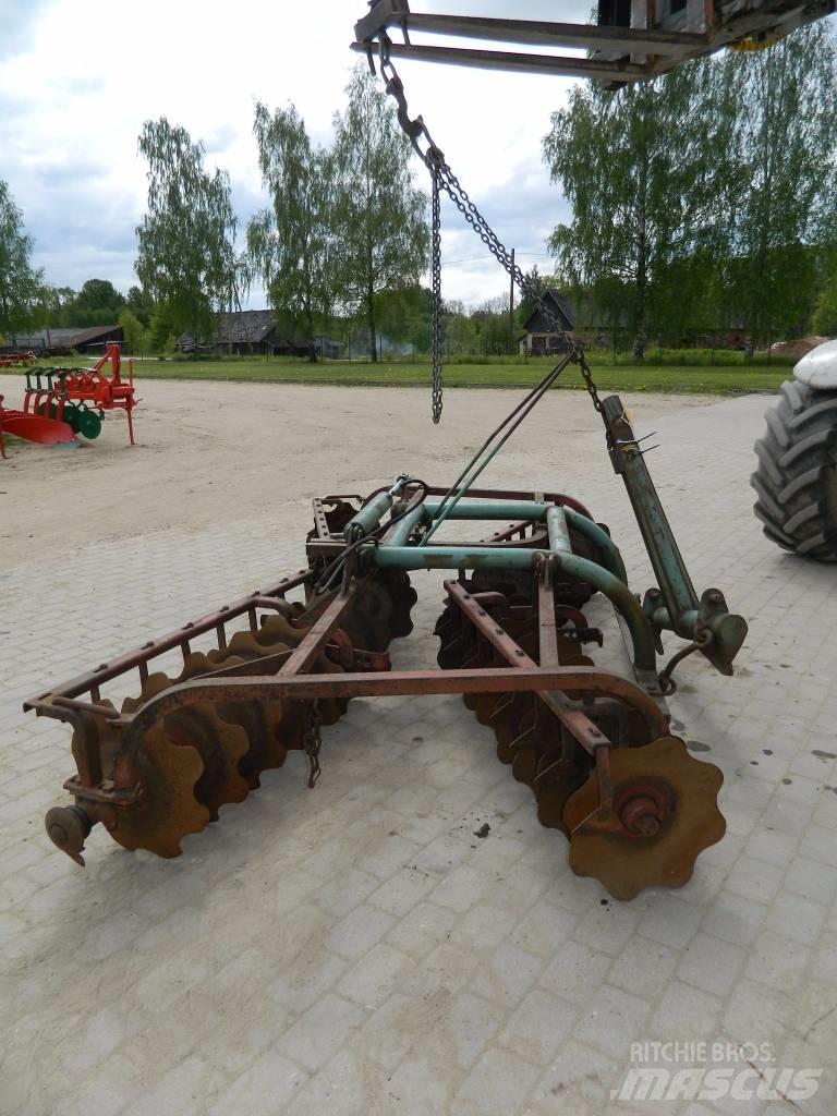 Kverneland 300 Diskinės akėčios