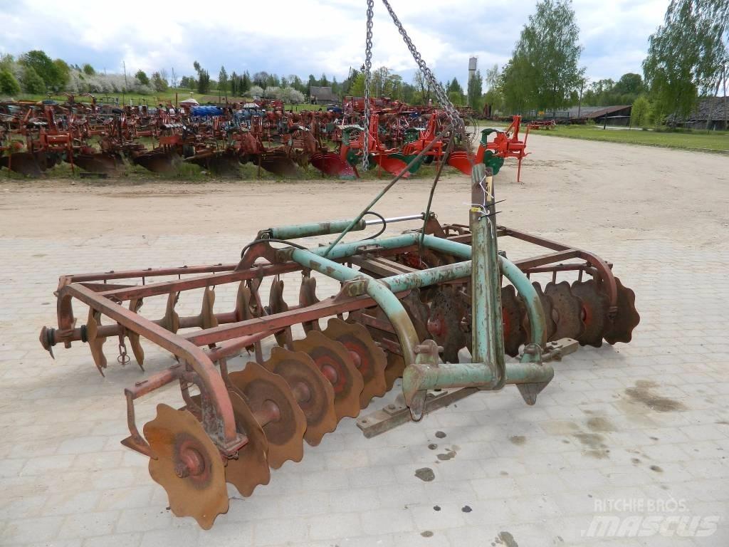 Kverneland 300 Diskinės akėčios