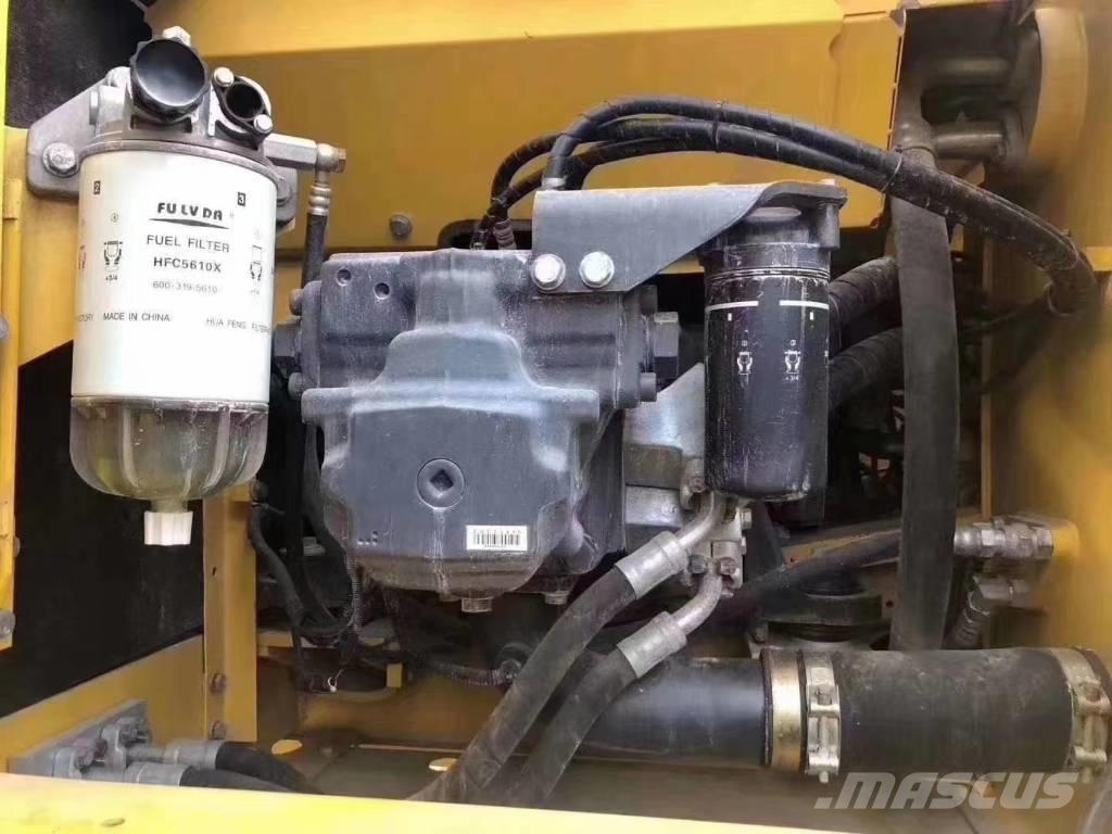 Komatsu PC 240 Vikšriniai ekskavatoriai