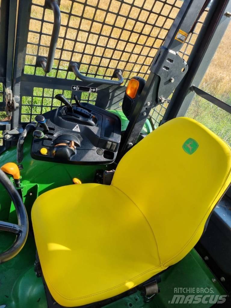 John Deere 5100 M Miško traktoriai