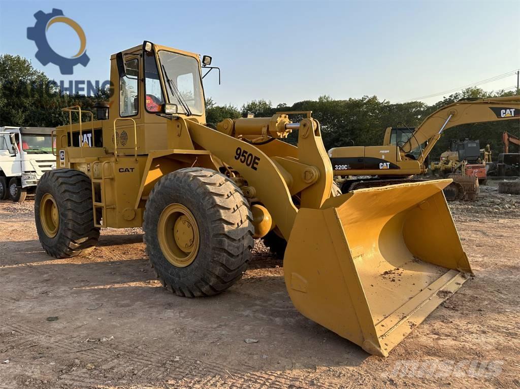 CAT 950 E Naudoti ratiniai krautuvai