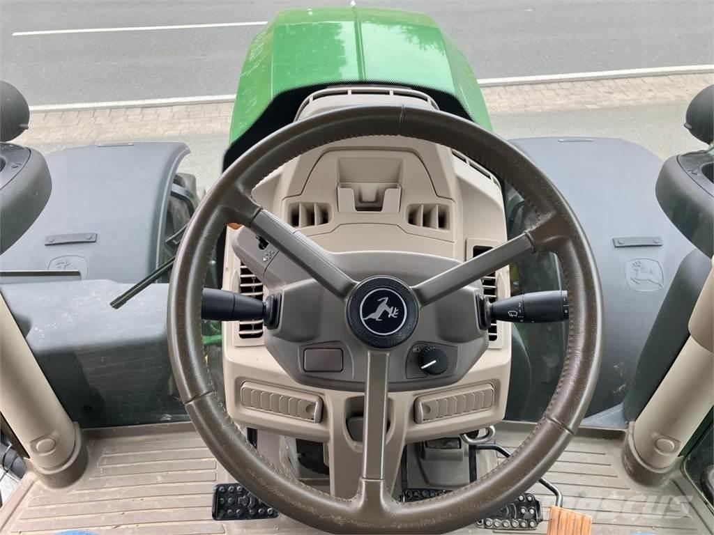 John Deere 6R 215 Traktoriai