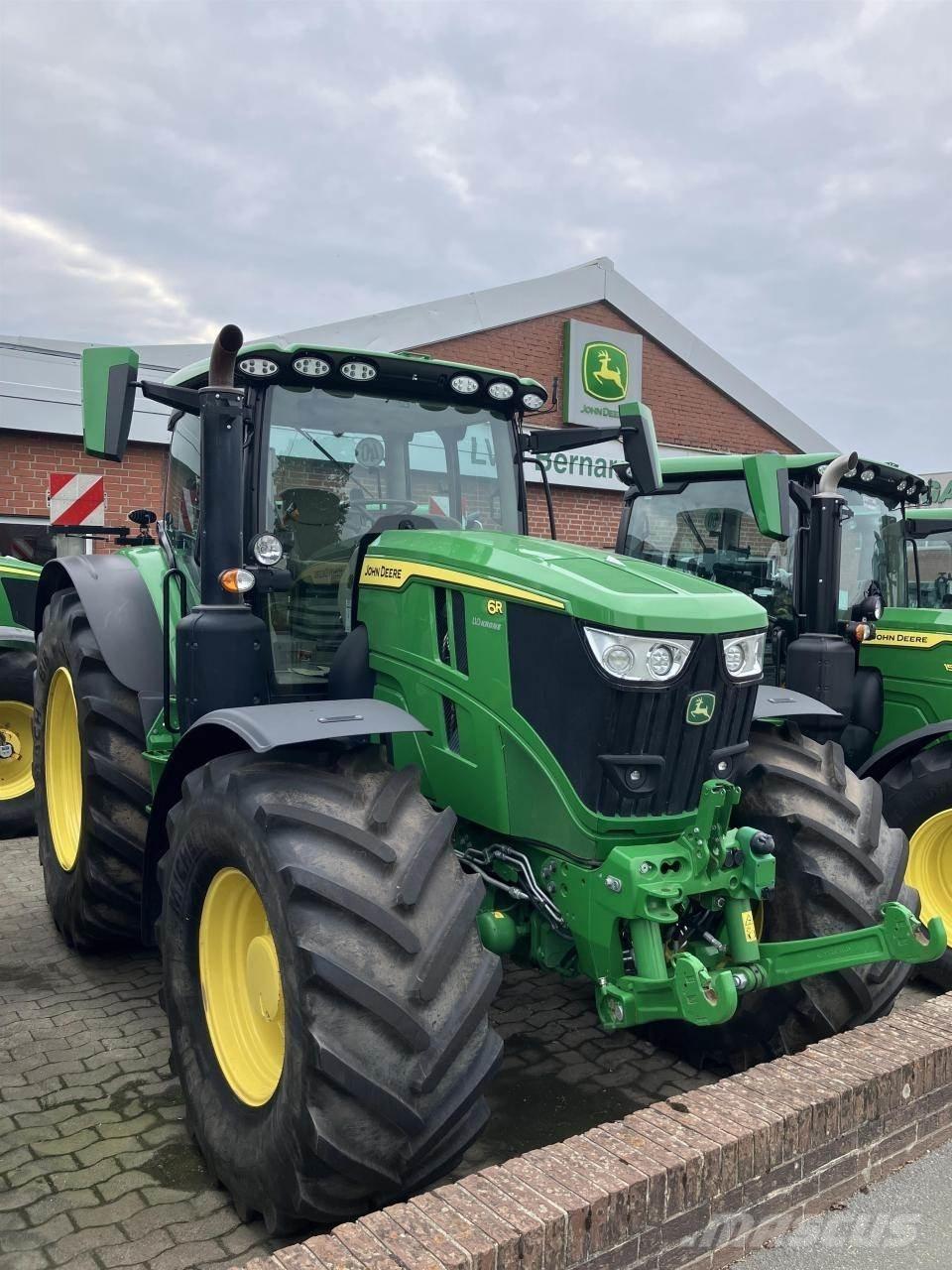 John Deere 6R 215 Traktoriai