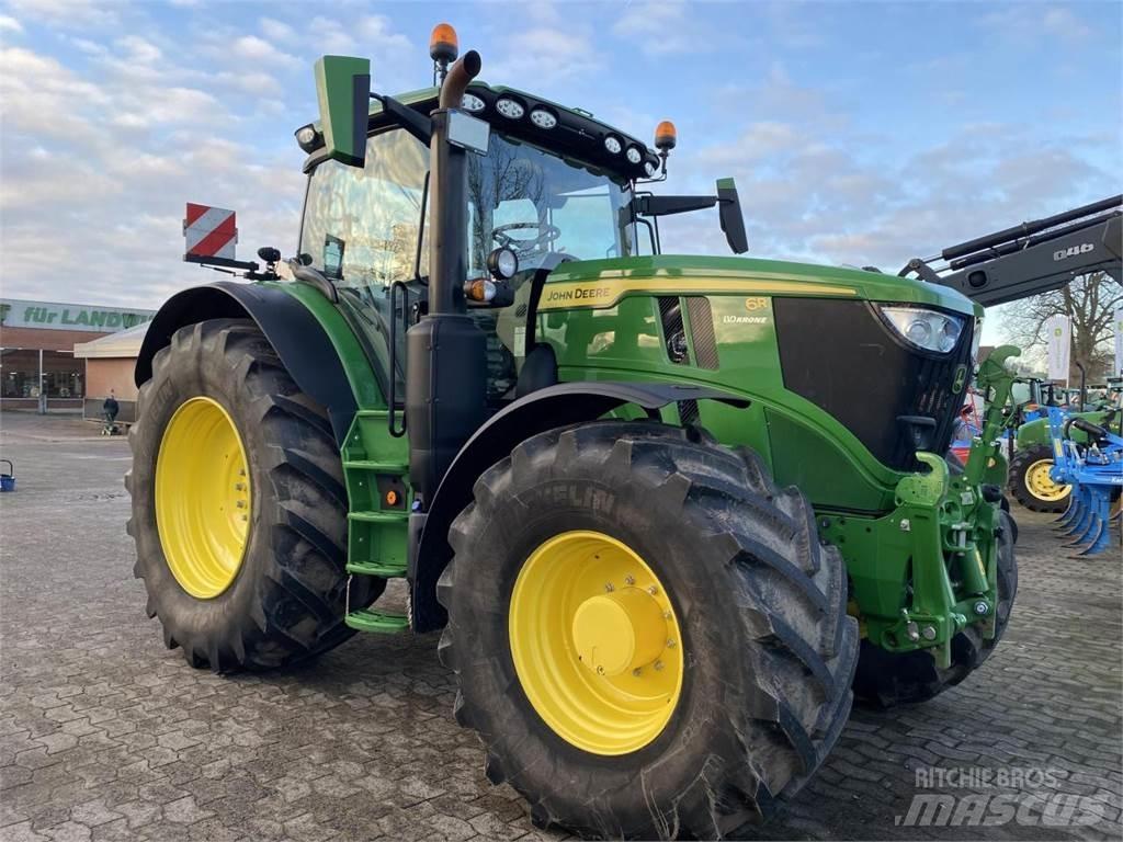 John Deere 6R 215 Traktoriai
