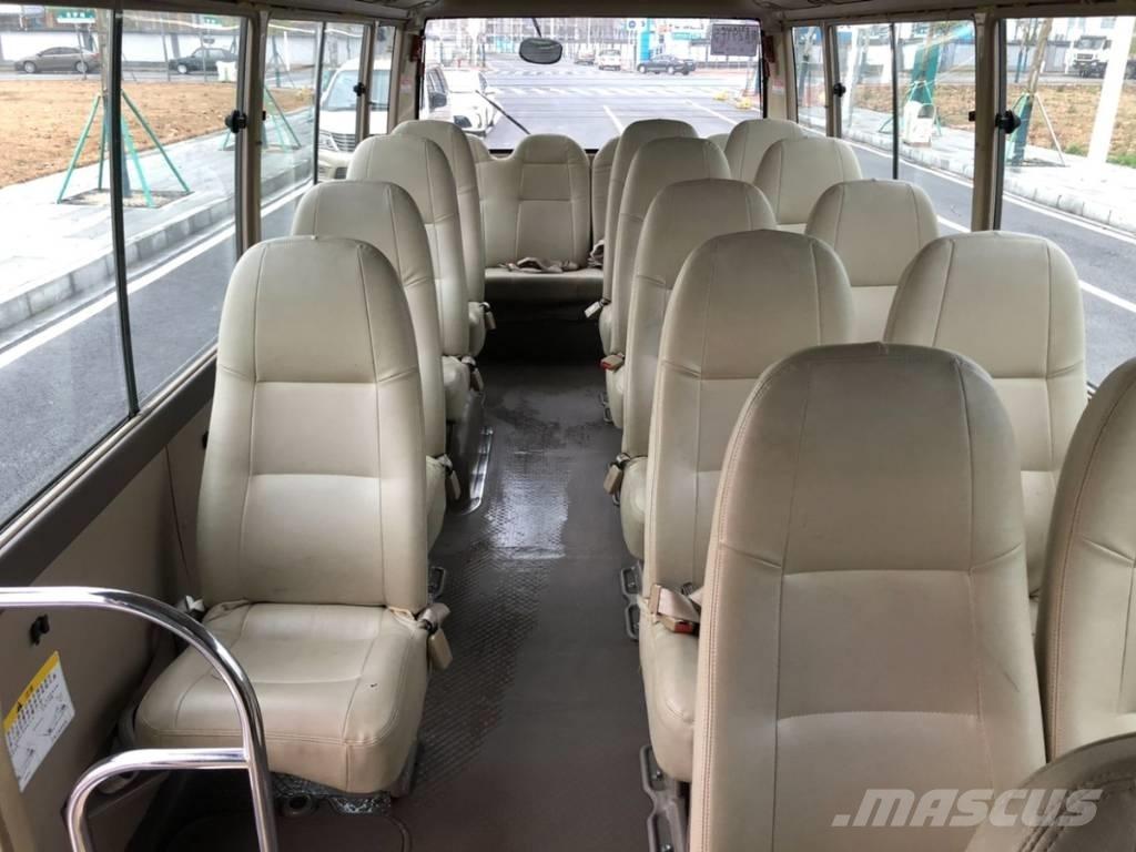 Toyota Coaster Tarpmiestiniai autobusai